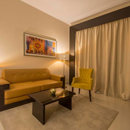 Gevora Hotel Dubai Exterior photo